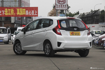 2016款飞度1.5L自动CVT LX舒适型