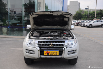 2016款帕杰罗（进口）3.0L自动豪华版 国4图片