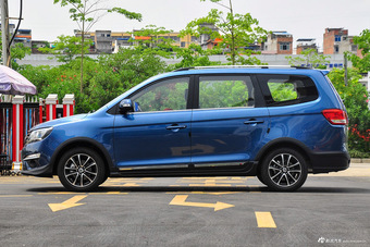 2016款风行S500 1.6L自动豪华型 爵士蓝