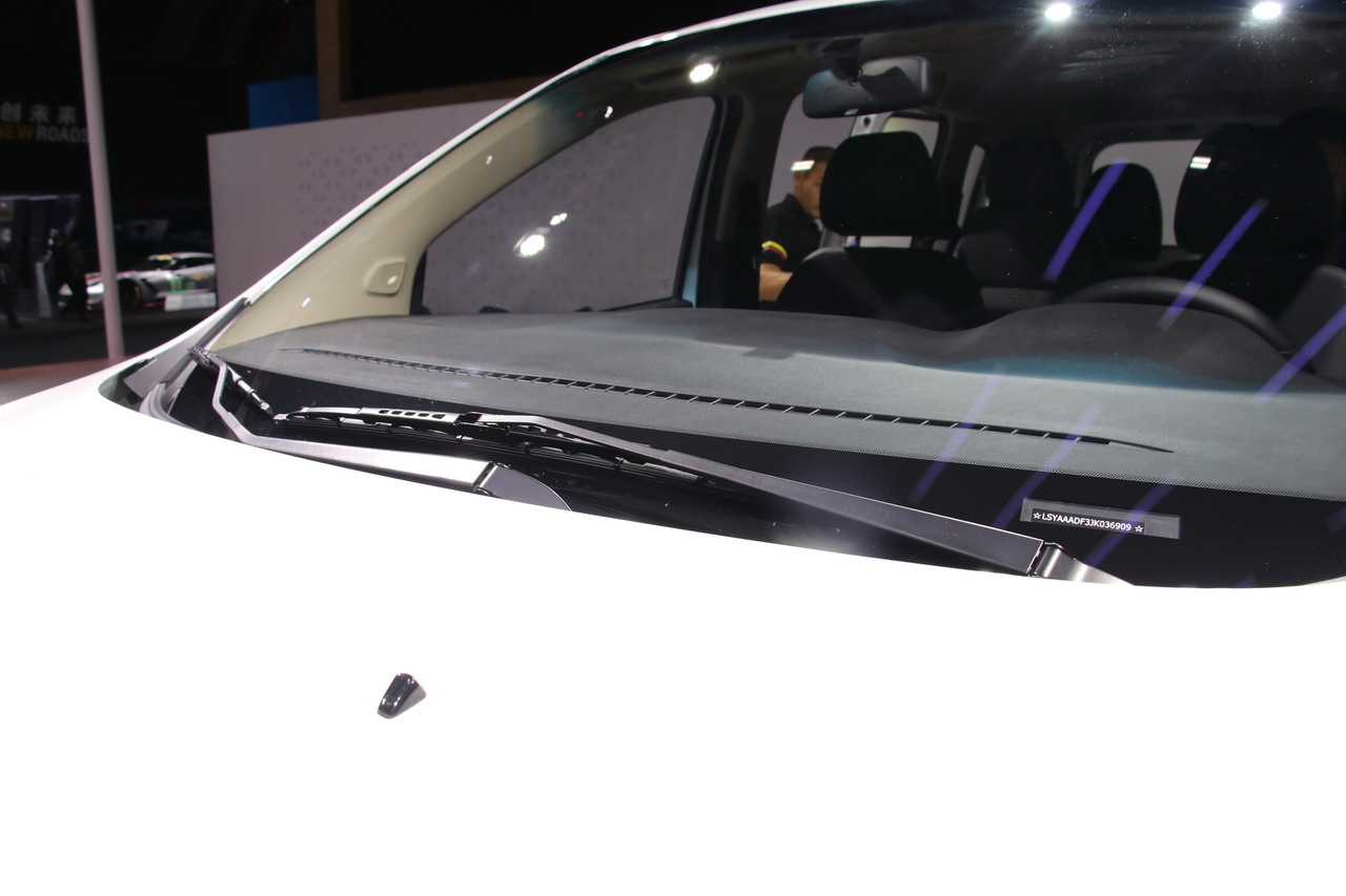 2018广州车展实拍：金杯领坤EV