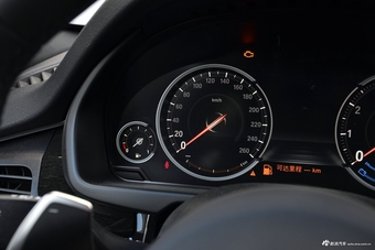 2018款宝马X5 3.0T 自动xDrive35i M运动豪华型