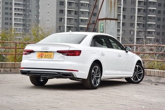 2019款奥迪A4L 2.0T自动40 TFSI运动型 国V
