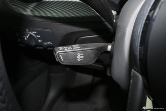 2018款奥迪Q2L 时尚动感型35TFSI