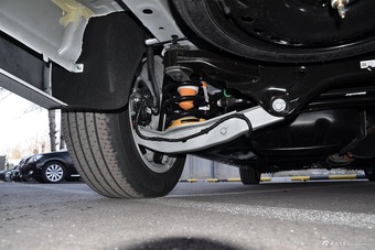 2017款GL8 2.0T自动 28T舒适型 白色