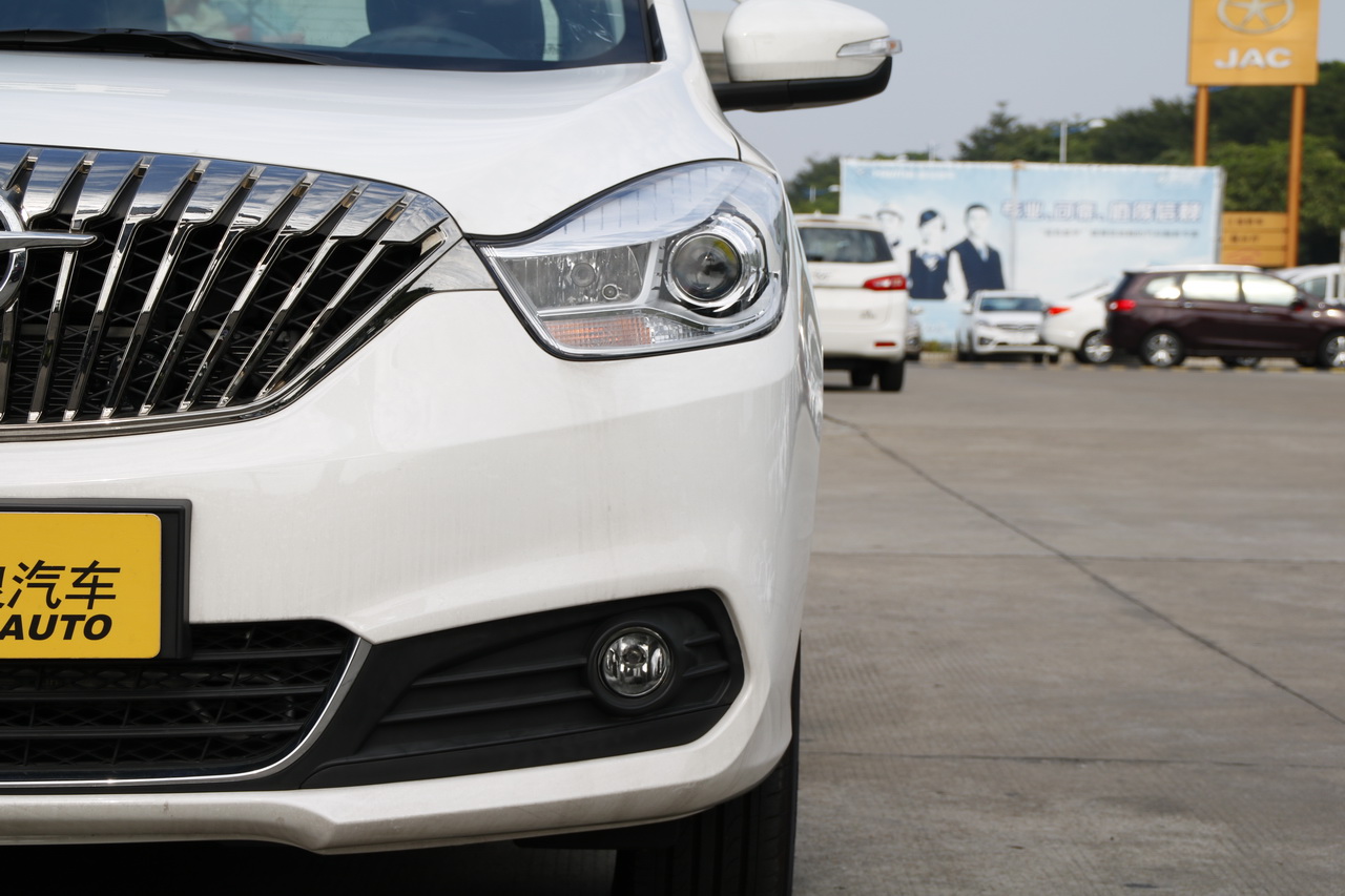 2017福美来七座版1.5T手动适·享型7座