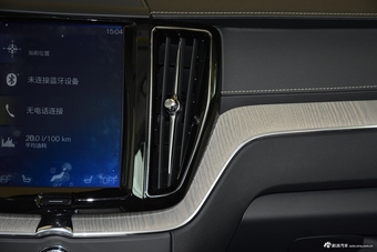 2019款沃尔沃XC60新能源2.0T自动T8 E驱混动智尊豪华版