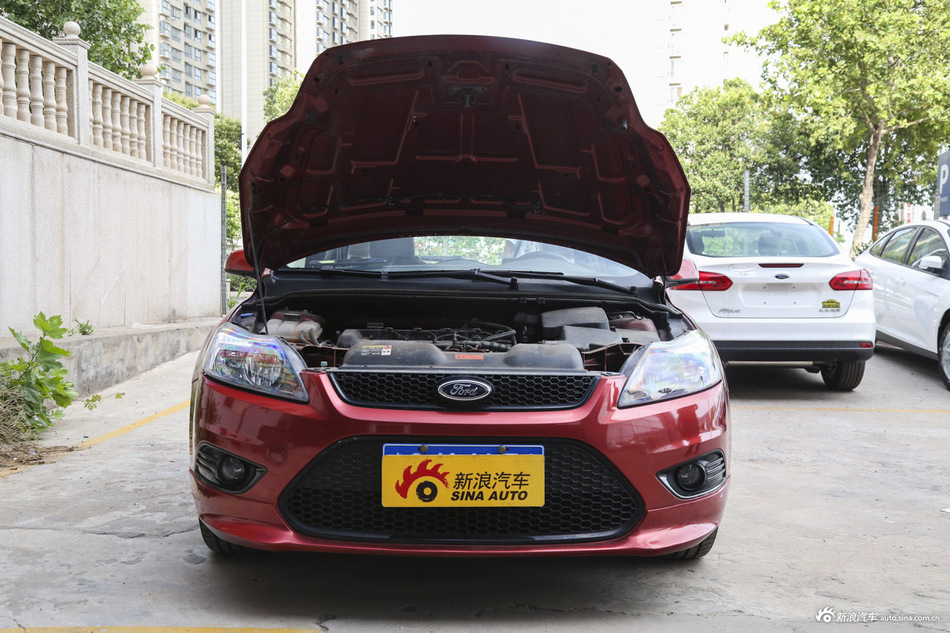 2013款福克斯两厢经典1.8L自动时尚型