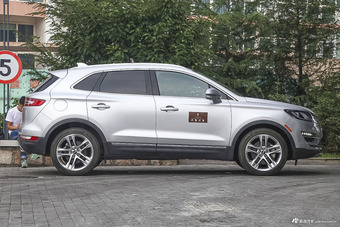 2014款林肯MKC 2.0T自动四驱尊耀版