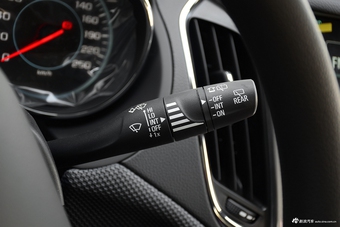 2017款科鲁兹两厢1.5L 自动先锋天窗版