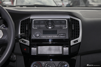 2017款风神AX3领先版1.5L自动尚酷型