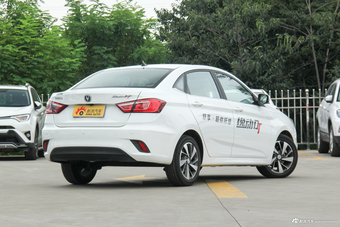 2018款逸动DT 1.6L手动尊享型