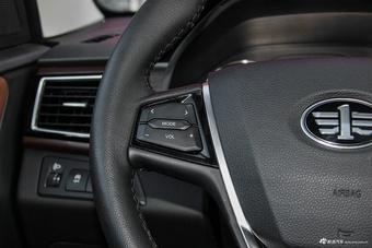 2016款森雅R7 1.6L自动尊贵型