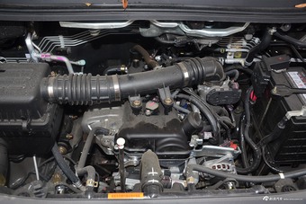 2017款东风风行菱智M5 1.6L手动豪华型