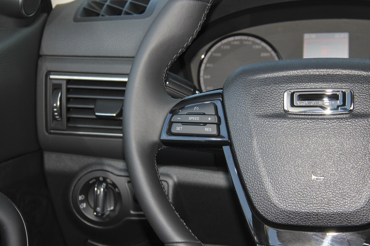 2017款观致5 1.6T自动旗舰型