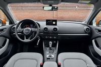 2018款奥迪A3 30周年型1.4T自动Sportback 35 TFSI进取型