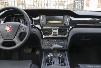 2017款红旗H7 2.0T自动豪华型