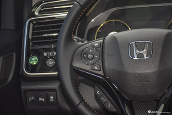 2017款竞瑞1.5L自动豪华版