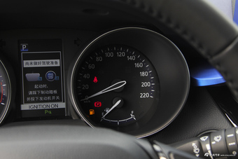 2018款C-HR 2.0L自动酷越领先版国V