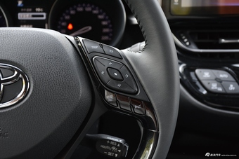 2018款奕泽IZOA 2.0L自动奕炫版