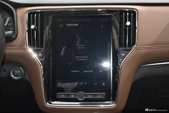 2017款荣威i6 1.5T自动互联网智尊版20T