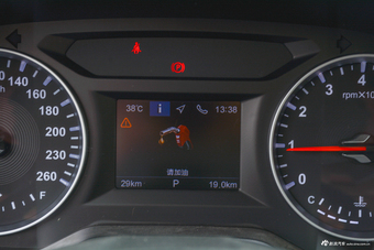 2018款中华V6 1.5T自动尊贵型