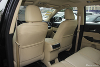 2018款汉兰达2.0T自动两驱精英版7座