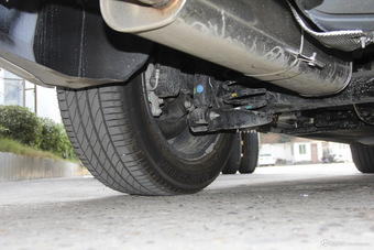 2016款雪铁龙C4L 1.2T自动精英型