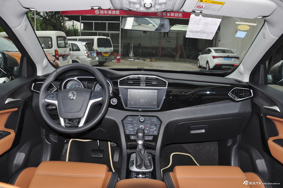 2016款锐腾 2.0T自动豪华版