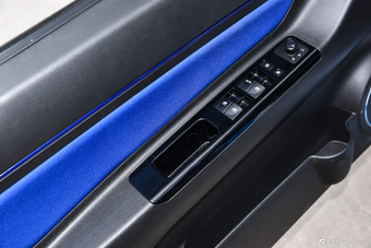 2015款北汽绅宝X25 1.5L手动精英型