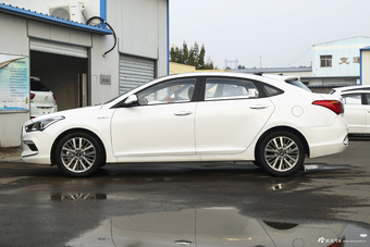 2017款名图1.6T自动智能型GLS