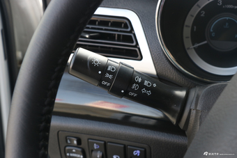 2017款揽福1.9T手动柴油两驱旗舰版5座