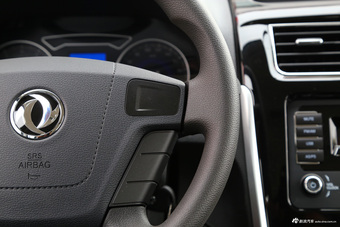 2018款风行F600L 2.0L手动舒适型