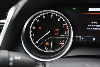 2018款凯美瑞2.5HG自动豪华版