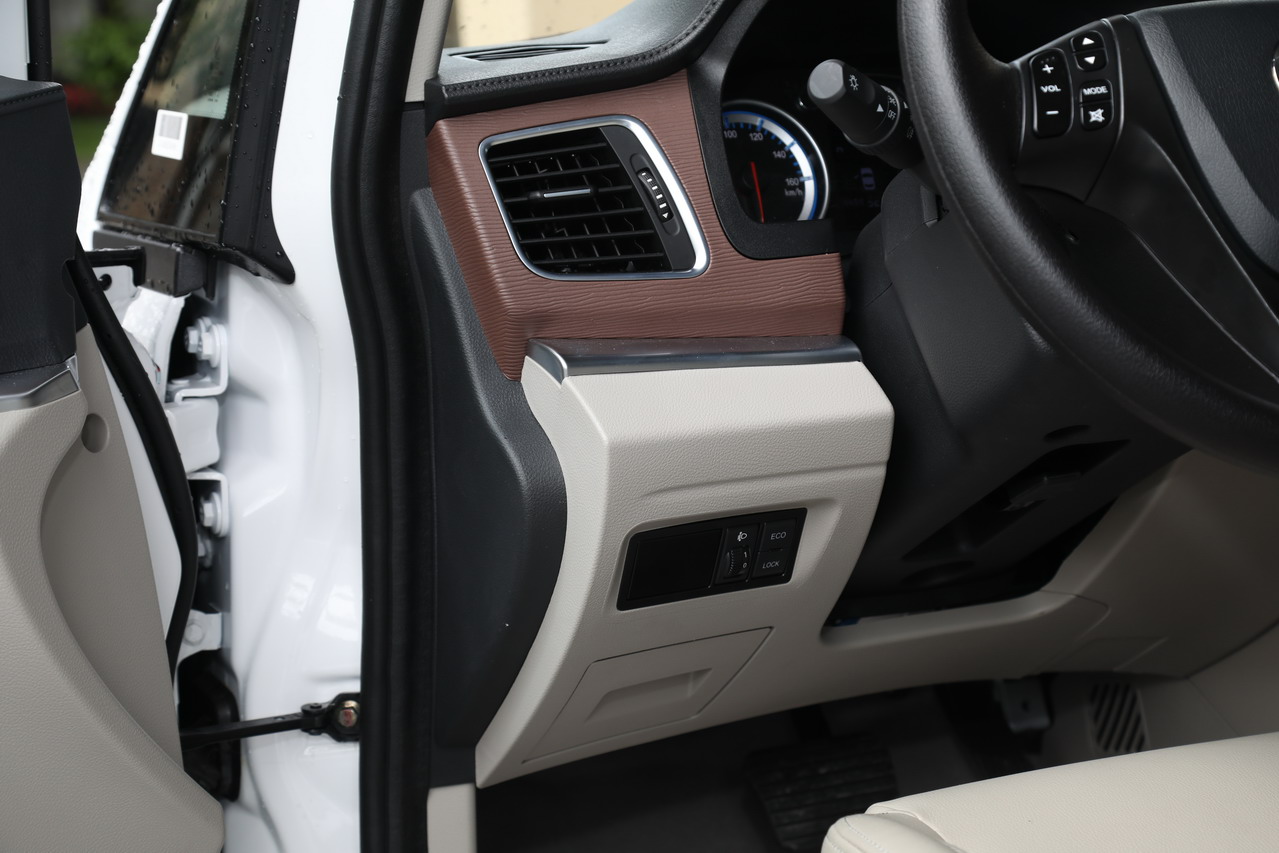 2019款菱智M5EV 豪华型