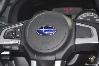 2016款斯巴鲁XV 2.0L自动进取版