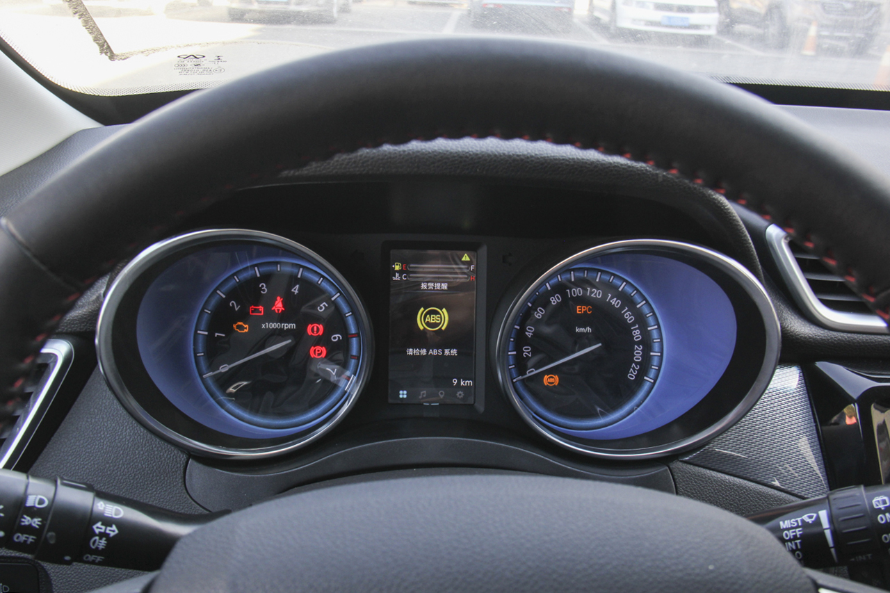 2018款开瑞K60 1.5L手动豪华型