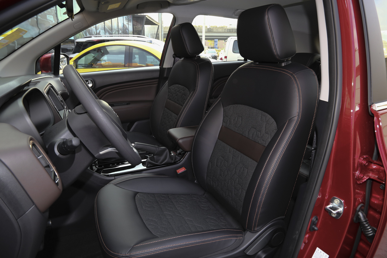 2017款传祺GS3 150N 1.5L自动精英版