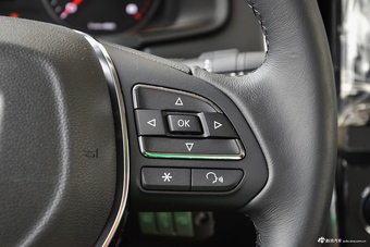 2017款荣威i6 1.5T手动豪华版20T