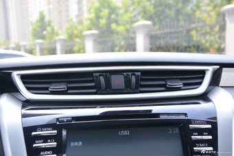 2017款楼兰2.5L自动XL NAVI Plus两驱智领版