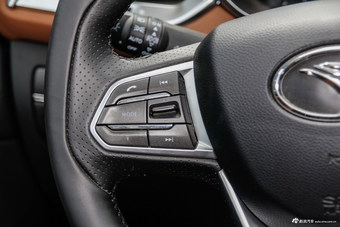 2015款DX7 1.5T手动豪华型