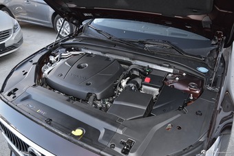 2017款沃尔沃S90 2.0T自动T5智尊版