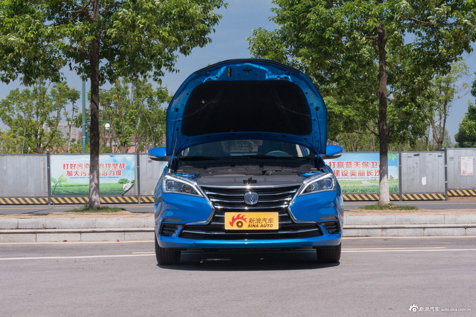 2018款逸动DT 1.6L手动尊享型