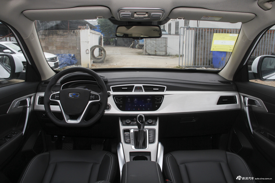 2018款吉利博越1.8TD自动智慧型4G互联版