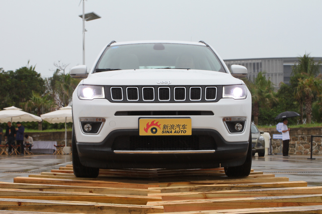 2017款指南者1.4T自动 200T臻享版