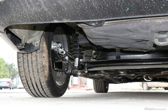 2018款吉利帝豪1.5L手动豪华型