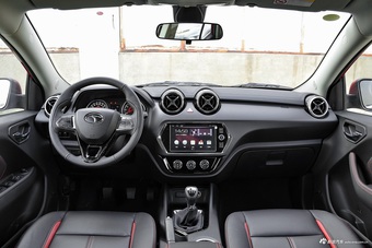 2016款东南DX3 1.5L手动豪华型图片