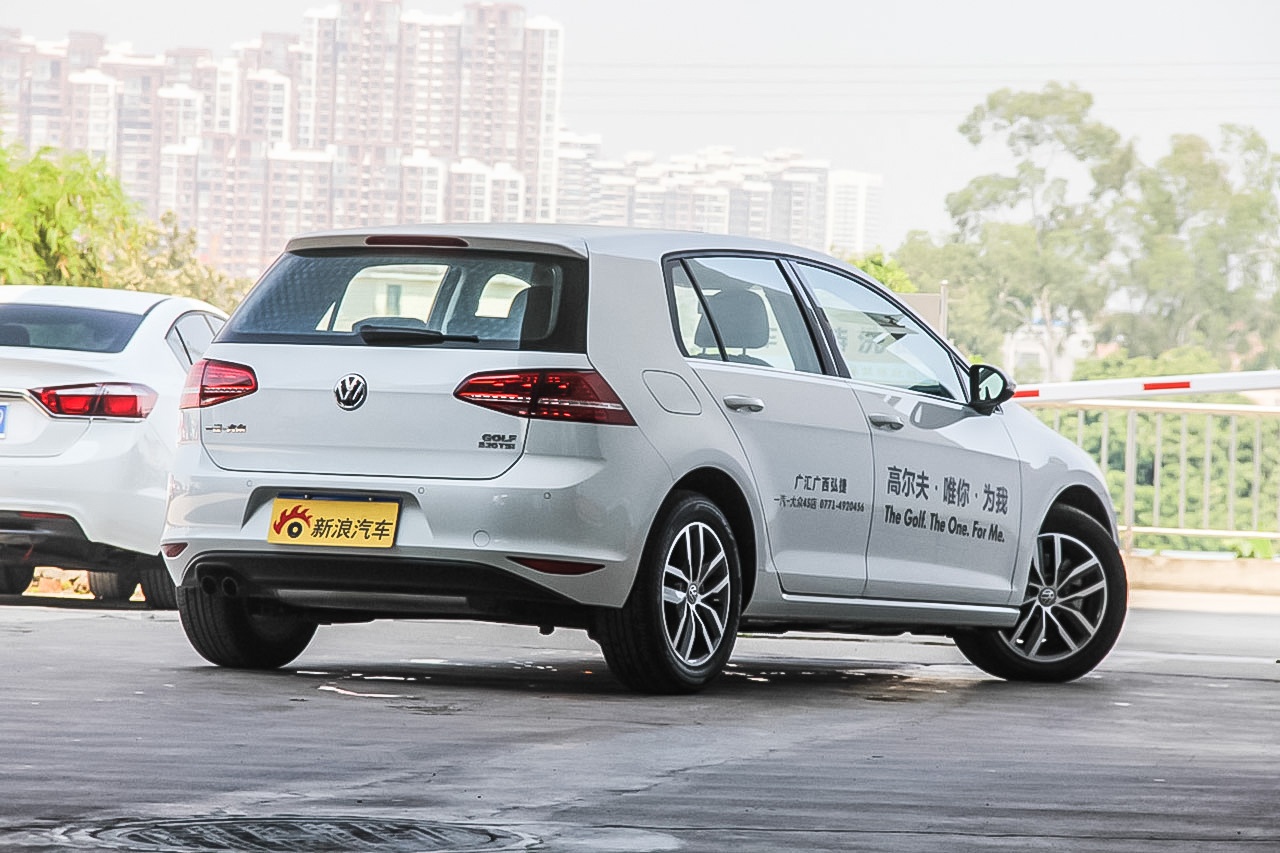 2016款高尔夫1.4T自动豪华型