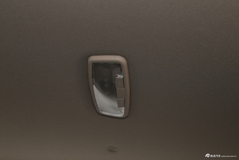 2017款宝骏560 1.5T 手动舒适型7座 