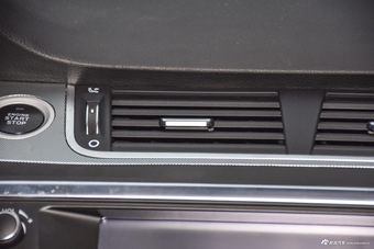 2015款陆风X7 2.0T自动全景尊享版