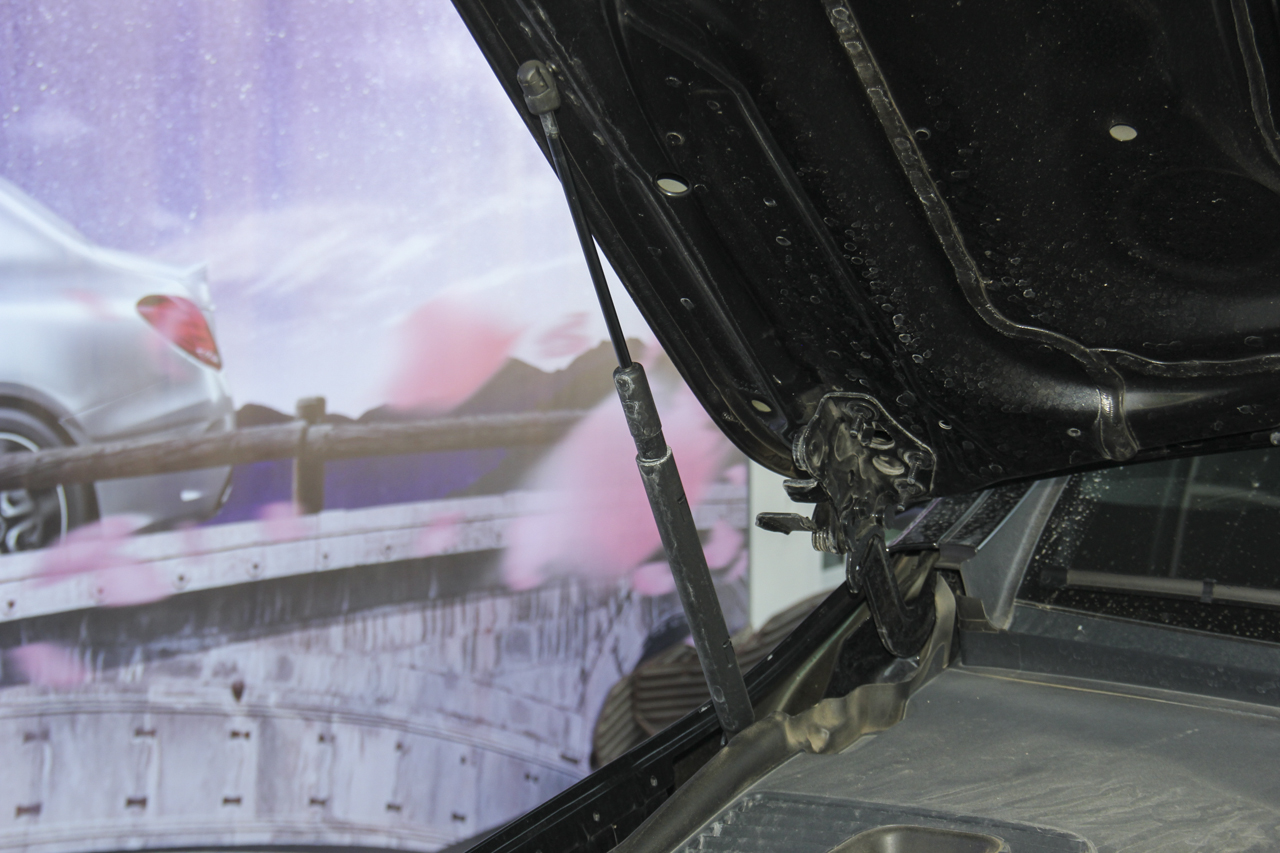 2018款奔驰GLC改款2.0T自动300 4MATIC动感型